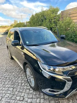Mitsubishi Outlander 2.4 PHEV Intense