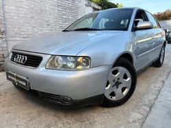 AUDI A3 1.8i 125cv ÉDITION AMBITION LUXE / CLIM AUTO / BOITE AUTOMATIQUE / XÉNON /AIDE AU STATIONNEMENT / JANTES / BLEUTOOH / RÉVISÉE