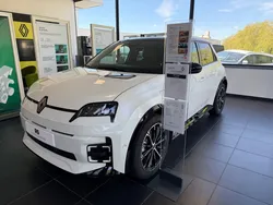 RENAULT 5 FINITION ICONIC 150CH 52KW 332euros/mois sans apport
