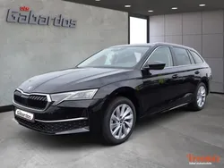 Skoda Octavia COMBI 2.0 TDI 150 DSG7 - SELECTION + OPTIONS 10 kms