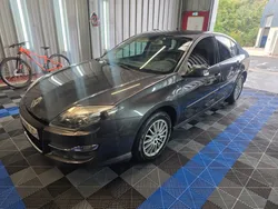 Renault laguna 2.0 dci 130cv black edition