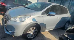 Peugeot 208 1.2 82ch