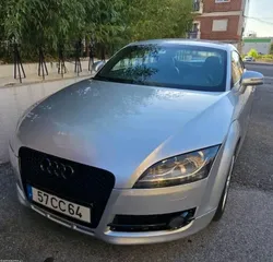 Audi TT 8J