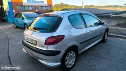 Peugeot 206 1.1 Color Line