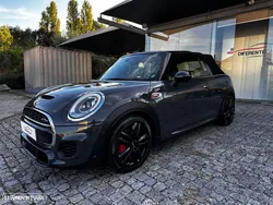 MINI Cabrio John Cooper Works Auto Desportiva
