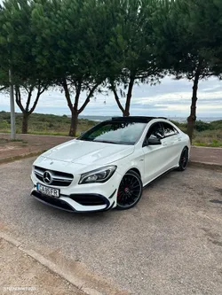 Mercedes-Benz CLA 45 AMG 4Matic Speedshift 7G-DCT