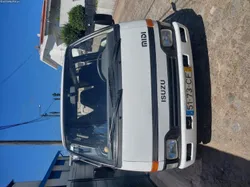 Isuzu Midi 9 lugares