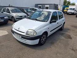 RENAULT CLIO 1.4i 89000 km CERTIFIER KIT DISTRIBUTION NEUF