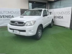 Toyota Hilux 2.5 D-4D 4WD CE CM