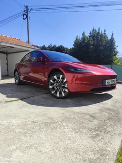Tesla Model 3 Tração Traseira Premium
