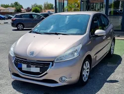 PEUGEOT 208 1.6 HDI 92cv ACTIVE