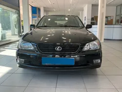 Lexus is200 sportcross