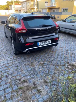 Volvo V40 D3