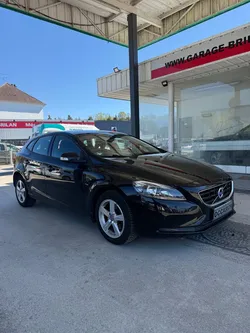 Volvo V40 2.0d 120 2eme main tres propre