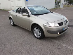 SUPERBE MEGANE 2- CC - 1.9 D. CABRIOLET -120 CV-164000 KMS-Révisée