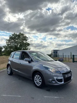 Renault scenic 3 1.5dci 110ch