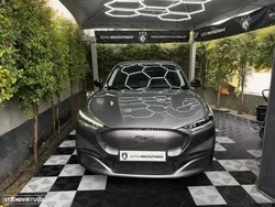 Ford Mustang Mach-E Standard