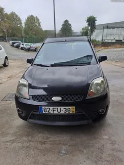 Ford Fiesta 1.4 TDCI 5 Lugares