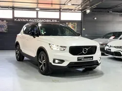 VOLVO XC40 D4 AWD 190 ch Geartronic R-Design- Toit ouvrant- Harman/Kardon- Keyless