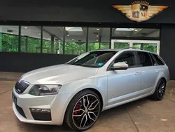 Skoda Octavia COMBI RS DSG 220 ch BVA - GPS SONORISATION CANTON SIEGES CHAUFFANTS CLIMATISATION A...