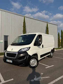 PEUGEOT BOXER 2.0 BlueHDi L1H1 PRENIUM