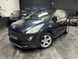 Peugeot 3008 GENERATION-I 1.6 HDI 110 PREMIUM (1)