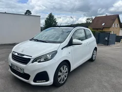 Peugeot 108 Vti 70 ch toit panoramique ouvrant/Bluetooth/feux led (moteur à chaîne)