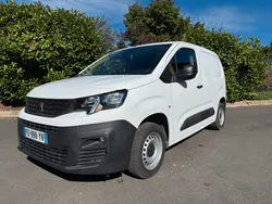 Peugeot Partner PHII 1.6 HDI 100ch Bvm Asphalt . 1ère main. GPS Caméra Clim . 61820 kms TVA