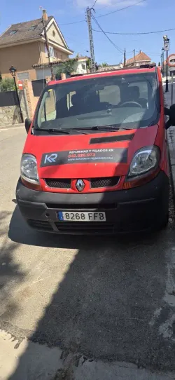 Renault Trafic 2.5 DCi Furgón 27 Corto Normal
