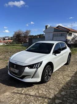 Peugeot 208 E-208 GT