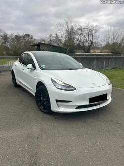 Tesla Model 3 3