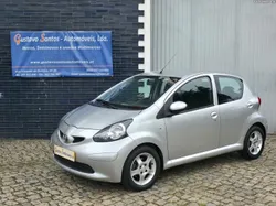 Toyota Aygo 1.0 Plus AC + JLL 5 Portas