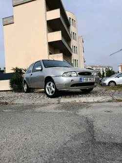 Ford Fiesta 1.2 Zetec 16v Coupé 5lugares em bom estado!!!