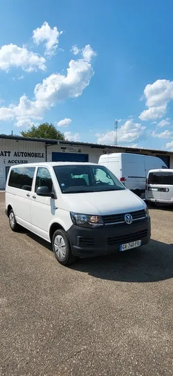 Volkswagen Transporter T6 8 places