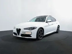 Alfa Romeo GIULIA 2.2 JTD 190 CV TYPE SPRINT TOIT OUVRANT CAMERA SIEGES ELEC A MEMOIRE LANE ASSIST SIEGES CHAUFFANTS JANTES 19