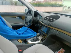 Mercedes-Benz E 270 W211
