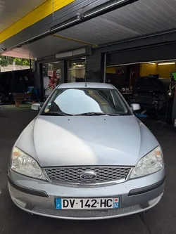FORD Mondeo III (GE) Hatchback 2.0 i 16V 145cv