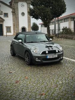 MINI Cabrio Cooper S