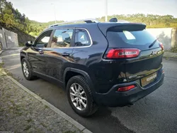 Jeep Cherokee 2.0 MJD 140CV LONGITUDE - NACIONAL - C/ GARANTIA - "COMO NOVO"