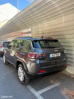 Jeep Compass 1.3 T Longitude