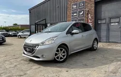 Peugeot 208 GENERATION-I 1.2 VTI 80 STYLE FAIBLE KILOMETRAGE