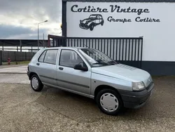 Renault clio 1.2 rt 2eme main direction assistée