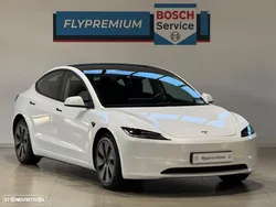 Tesla Model 3 Tração Traseira