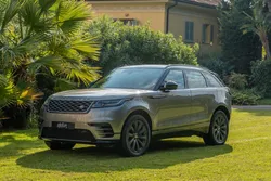 RANGE ROVER Velar P300 R-Dynamic HSE