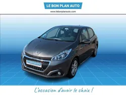 Peugeot 208 1.2 PureTech 82ch E6.c Signature 5p