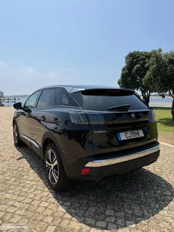 Peugeot 3008 1.2 PureTech Allure J18