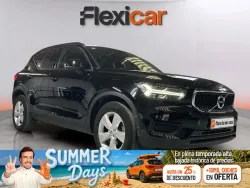 VOLVO XC40 T2 Momentum