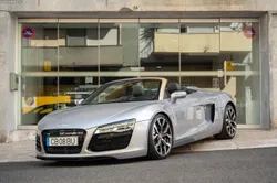Audi R8 Spyder 4.2 V8