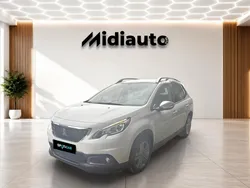 Peugeot 2008 1.2 PureTech Style