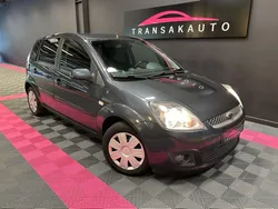 Ford fiesta 1.3l duratec 8v 70cv - historique d'entretien complet - pas de frais à prévoir